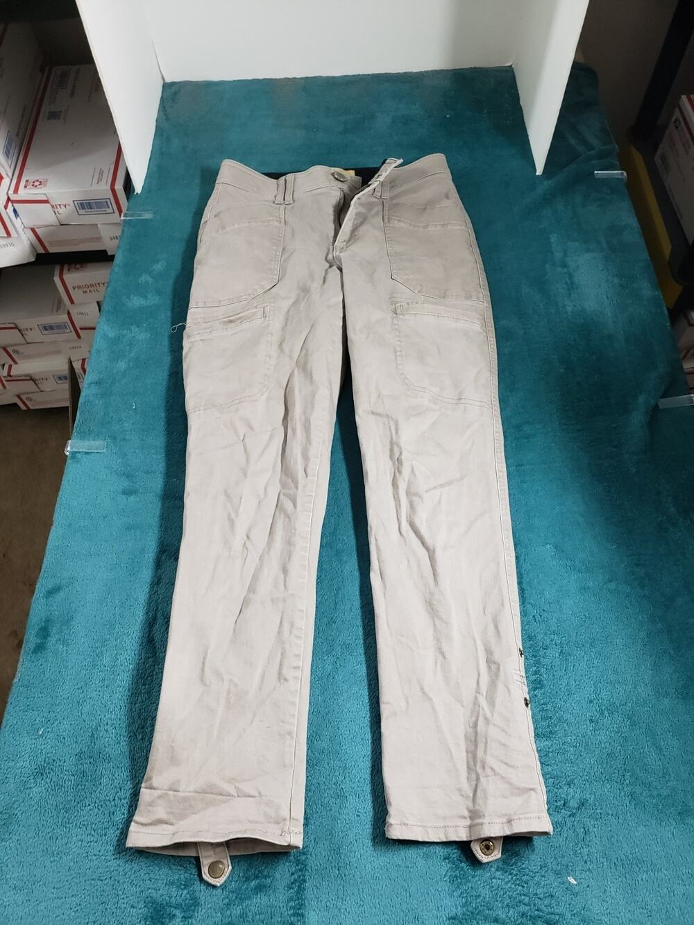 Democracy Jeans Size 4 Women Gray Pants Elastic Waist Stretch Mid Rise Straight
